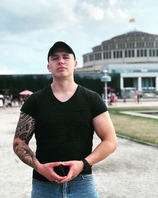 Олексій